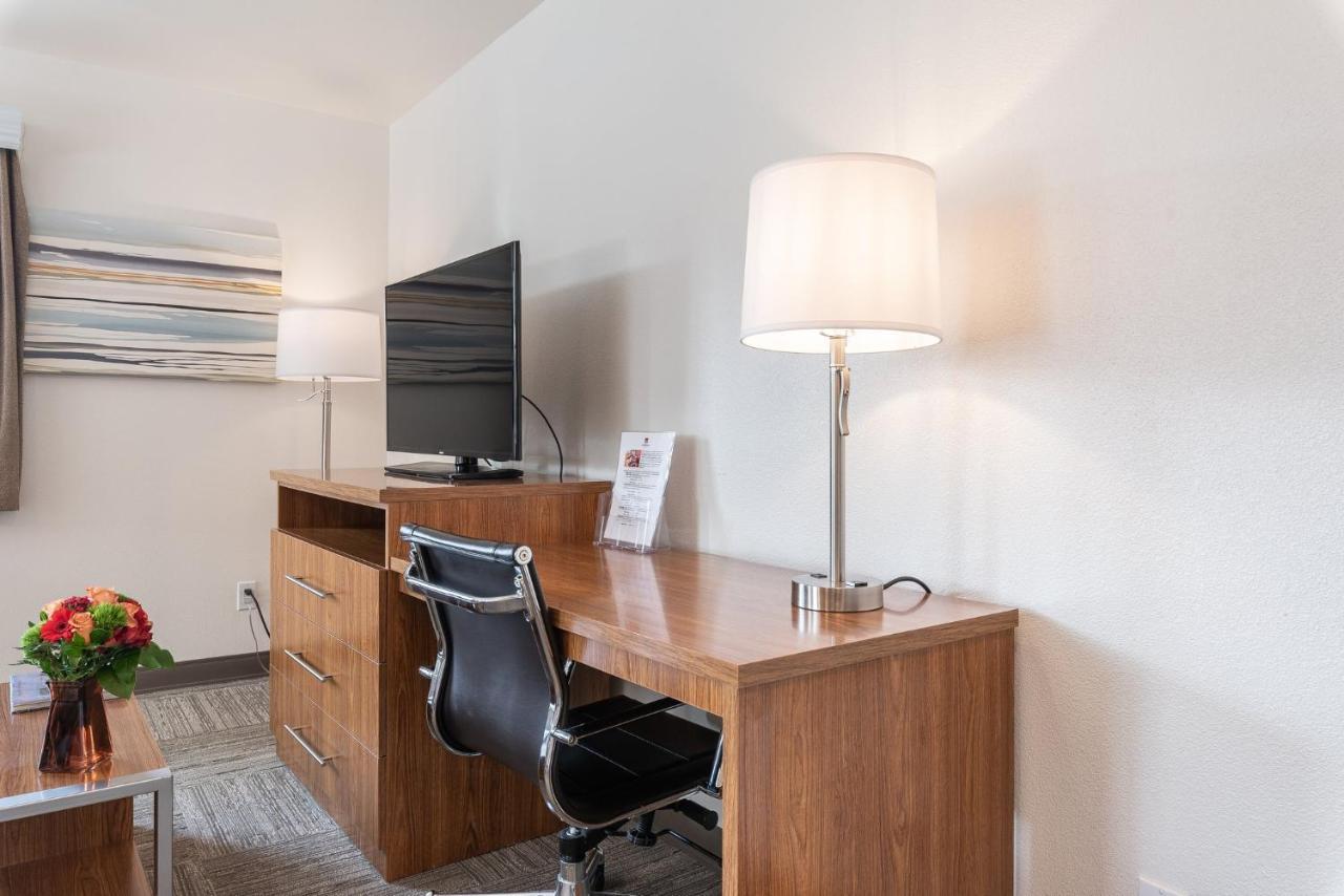 Marshall Suites Bainbridge Island Экстерьер фото