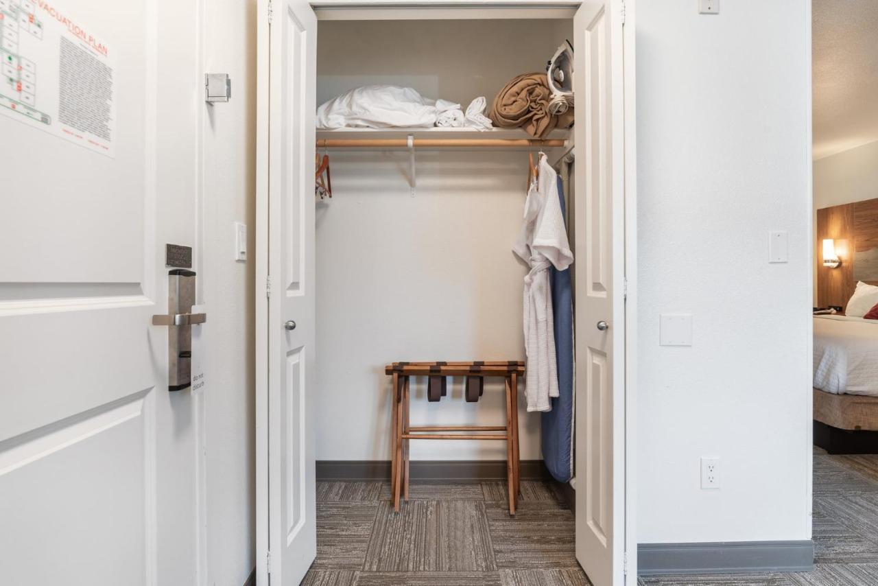 Marshall Suites Bainbridge Island Экстерьер фото