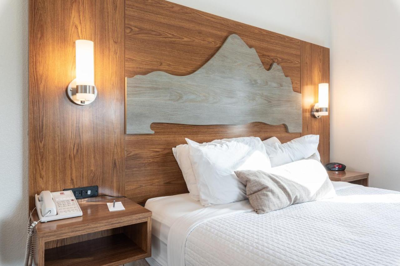 Marshall Suites Bainbridge Island Экстерьер фото