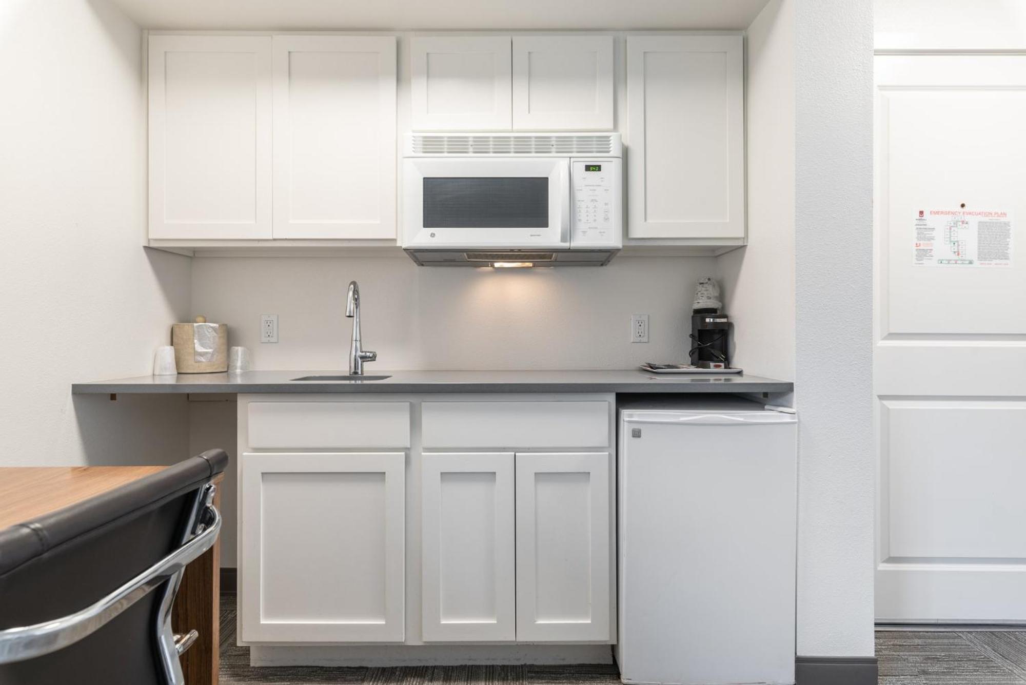 Marshall Suites Bainbridge Island Экстерьер фото