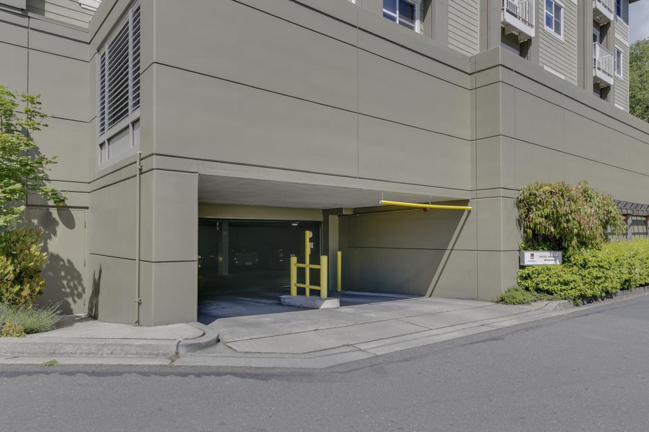 Marshall Suites Bainbridge Island Экстерьер фото